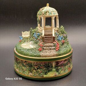 SOLD-Thomas Kinkade Garden Of Serenity Music Box